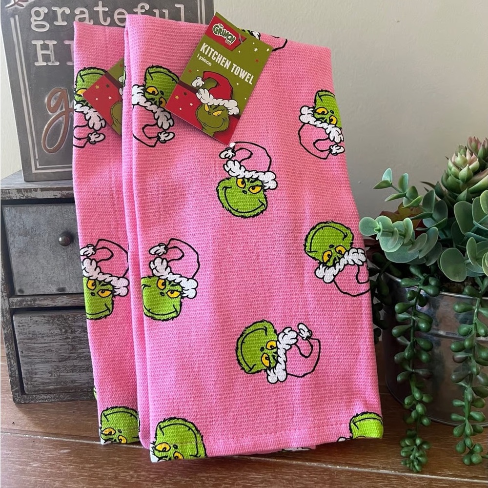 2 New Pink Grinch Kitchen Towels